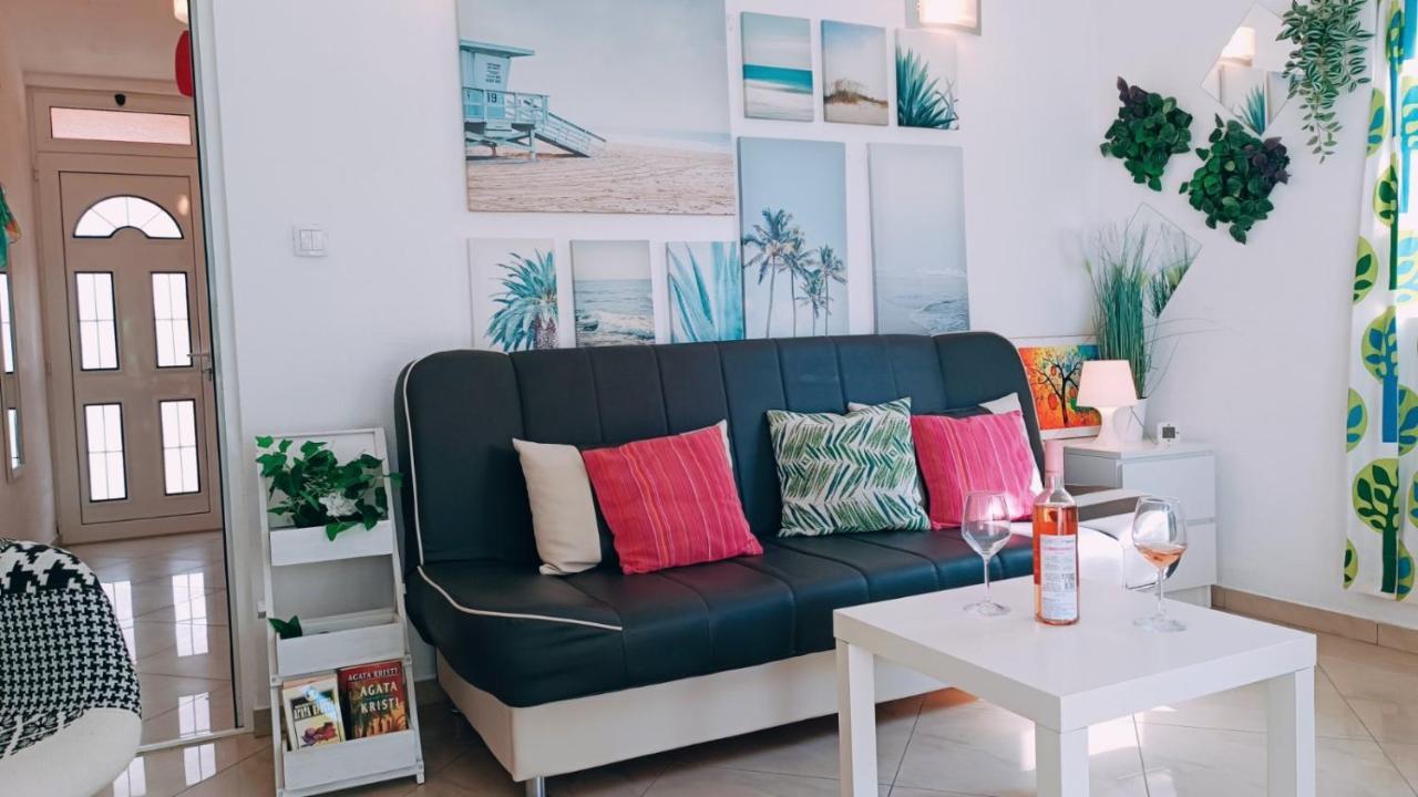 Beach Apartment With Beach Chairs N.1 Utjeha Exterior foto