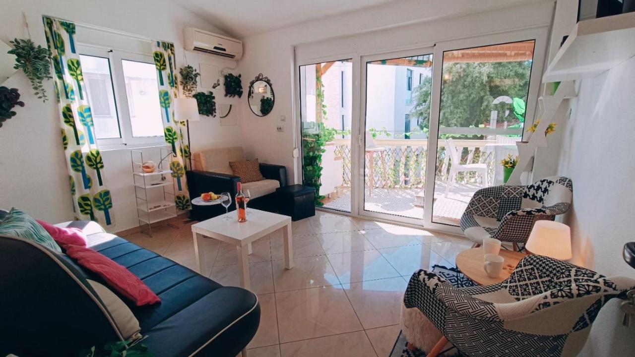 Beach Apartment With Beach Chairs N.1 Utjeha Exterior foto