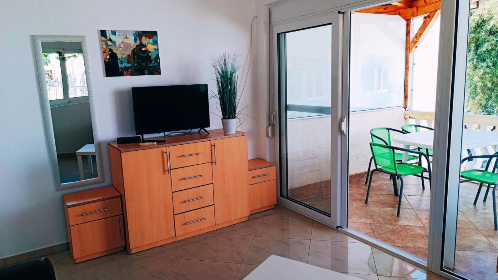 Beach Apartment With Beach Chairs N.1 Utjeha Zimmer foto